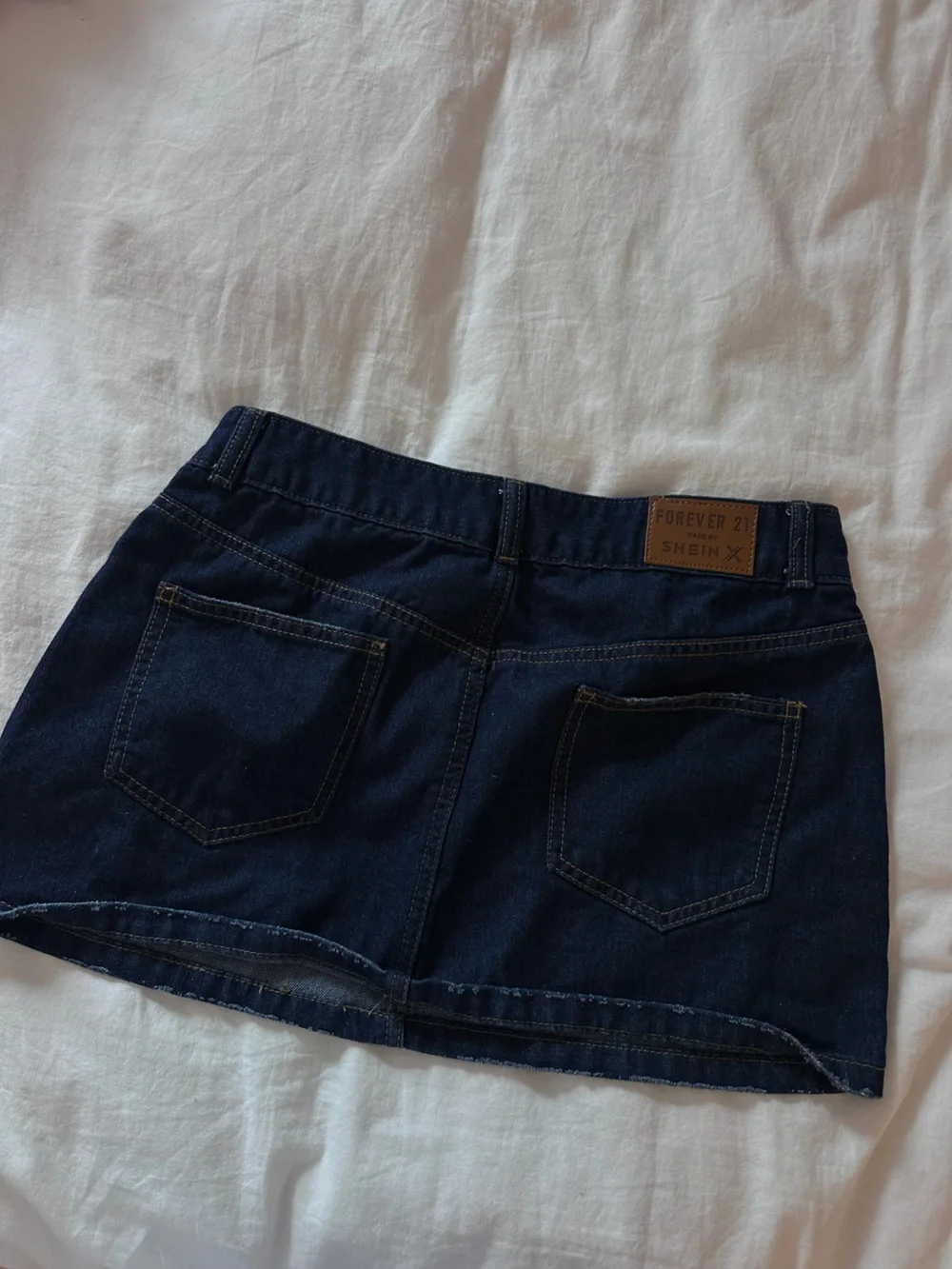 SHEIN Dark Blue Denim Mini Skirt with Classic Stitching